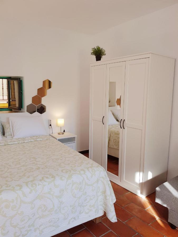 Patio Andaluz Siglo XVI Apartment Seville Exterior photo